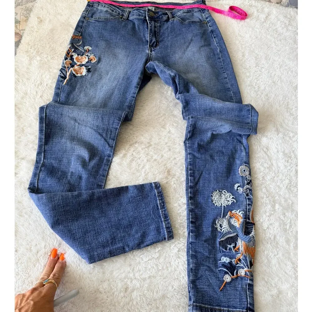 Tempo Paris Embroidered Jeans Womens M Blue Bird Floral Ankle Denim